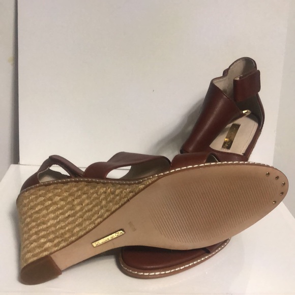 very comfortable shoes by louise et cie size 10 brown and tan - Picture 3 of 4